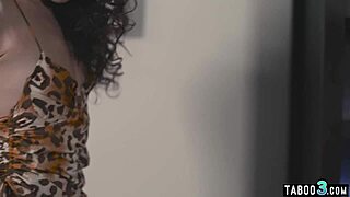 Skinny wife Victoria Voxx shares bbc bareback with bisexual husband mmf