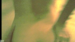 Chatting with my peruvian cutie while she poses for the camera