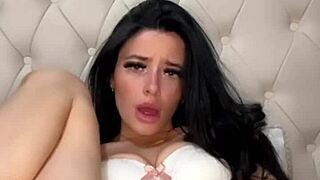 Horny American Coed Fingers Herself to Squirting Orgasm on Webcam