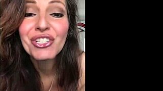 brazilian milf coroa casada flaunts her sensual homemade curves