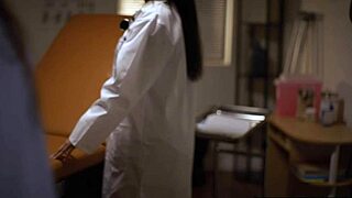 Panic-stricken nurse sinn sage begs doctor vicki chase for help as big ass latina milf dives into her pussy