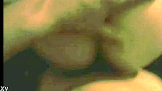 Chatting with my peruvian cutie while she poses for the camera