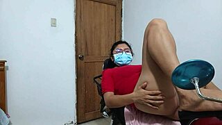 so this slutty stepdaughter shakes her big ass begging for pussy juice from stepdad