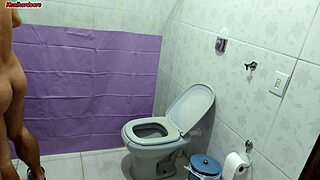 madrasta sets up shower curtain to peek at stepson bathing