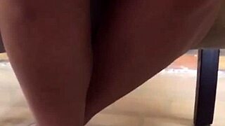 delicious upskirt no panties under tasty skirt