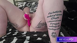 Curvy BBW Revealme Vibrates To Bed Orgasm Explosion!