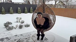 Elegant fur-wrapped beret whore bares huge tits sucks cock pro gets jizz facial shower mouth