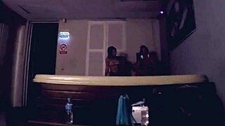 rolê na sauna do sexo com pauzão e tetonas