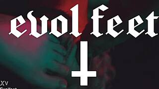 Feet-obsessed threesome choke-fest with acidalia mad maxxx and rotten venus