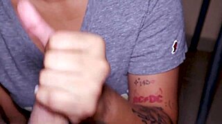 Amateur Stepsis Sucks Little Bro's Small Cock