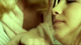 Petite 18+ Lesbians Delphine and Kiara Night Finger Lick Pussies