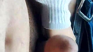 wanna watch beautiful nri girlfriend masturbate juicy pussy in car?