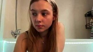 Crazy BBW Teen Masturbates Wet Pussy in Shower