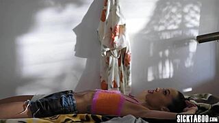 Hot Lesbian Lick Fest: Alexis Tae Vs Ana Foxxx