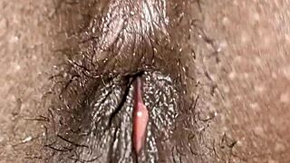 Muscular Black Milf Wife Offers Free Use Pussy Anytime?