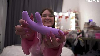 BBW BRUNETTE VIBRATOR SOLO JERK OFF TO CURVY FAT CURVES!