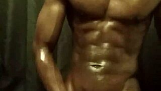 bbc bodybuilder strokes monster cock oiled loads solo 😍💦