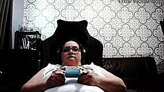 horny bbw gaming streamer fingers her wet big pussy closeup