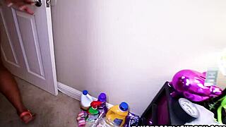 hot ebony amateur slurps her biggest bbc ever