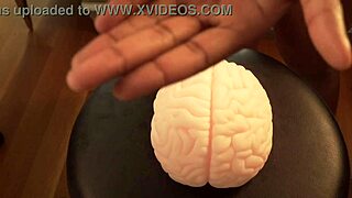 Toy Review Mindfucker 5000 Brain V Dick Futanari Solo