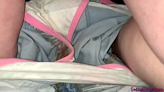 Curvy Goddess Pees From Plump Pussy