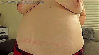 i'm a busty 50yo bbw milf flaunting huge ass workout in leggings closeup juicy pussy views