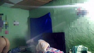 Chubby ebony shows huge ass for cuñado's homemade masturbation tease