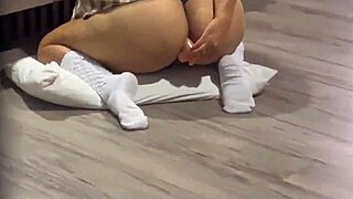 hijastra enorme culo dildo anal uniforme escolar