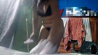 Chubby ebony shows huge ass for cuñado's homemade masturbation tease