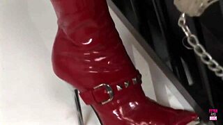 big ass bitch rides huge dick! cum blasts her tits