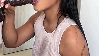 Ever seen a hot latina crave BBC like this deepthroat?