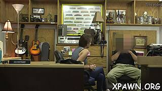 Fine Babe Exposes Arse And Pussy In Wild Fuck Show