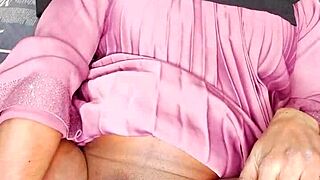 Arab Sissy Shemale Nikab Toy Play and Hard Fuck!