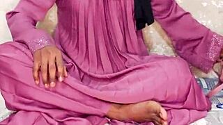 Arab Sissy Shemale Nikab Toy Play and Hard Fuck!