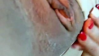 rich kaitsaumeth fingers juicy pussy to squirting orgasm at night