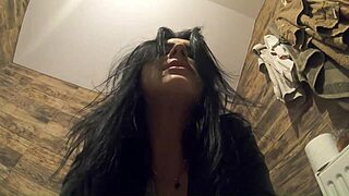 Hairy Pussy Pissing Close-Up Worship from Curvy Latina Housewife