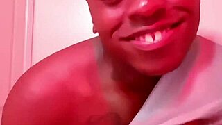 i stretch and massage my face while jerking to remixes hun