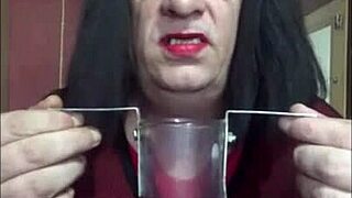 bisexual crossdresser tries filling himself up nice and homemade.