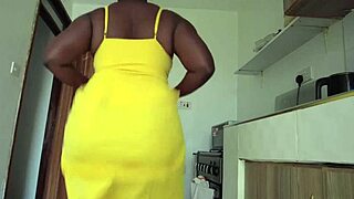 Horny Maid Bends Over Reveals Bubble Butt Boss Fucks Creampie Ride