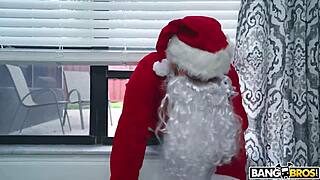 Kylie Quinn Fucked Hard Santa Style Boyfriend Spanks Rides Cowgirl!