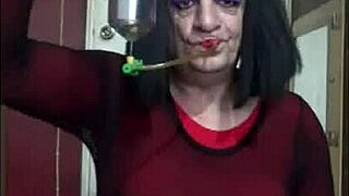 bisexual crossdresser tries filling himself up nice and homemade.