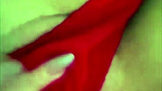 Watch this fat latina's big ass shake beautifully on valentine's day amateur video