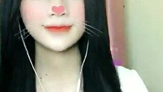 cute viet girl korean style sexy webcam blowjob tease on uplive