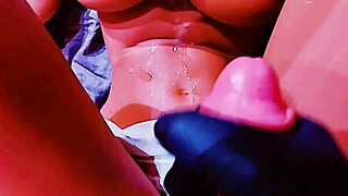 WOW! SEX DOLL CUMSHOT Explosion!