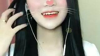 cute viet girl korean style sexy webcam blowjob tease on uplive