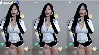 Korean Big Tits Blowjob Frenzy!