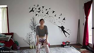 i love this milf's yoga poses showing off her tight ass