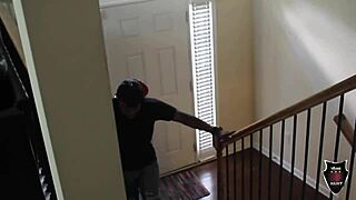 Amanda's Curvy Lesbians Ride Big Cocks Bareback