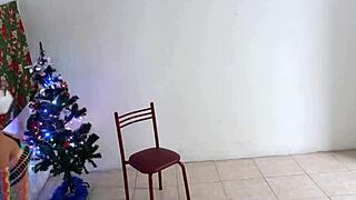 Watch this colombian latina stepmom shake her delicious vagina in christmas lingerie dance