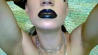 Simone's Sexy Shiny Black Lipstick Fetish Obsession